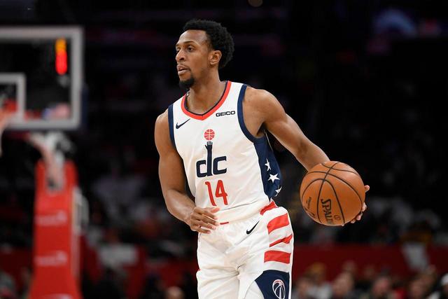查尔莫斯：新赛季热火能排NBA前五 顶级防守可弥补控卫短板